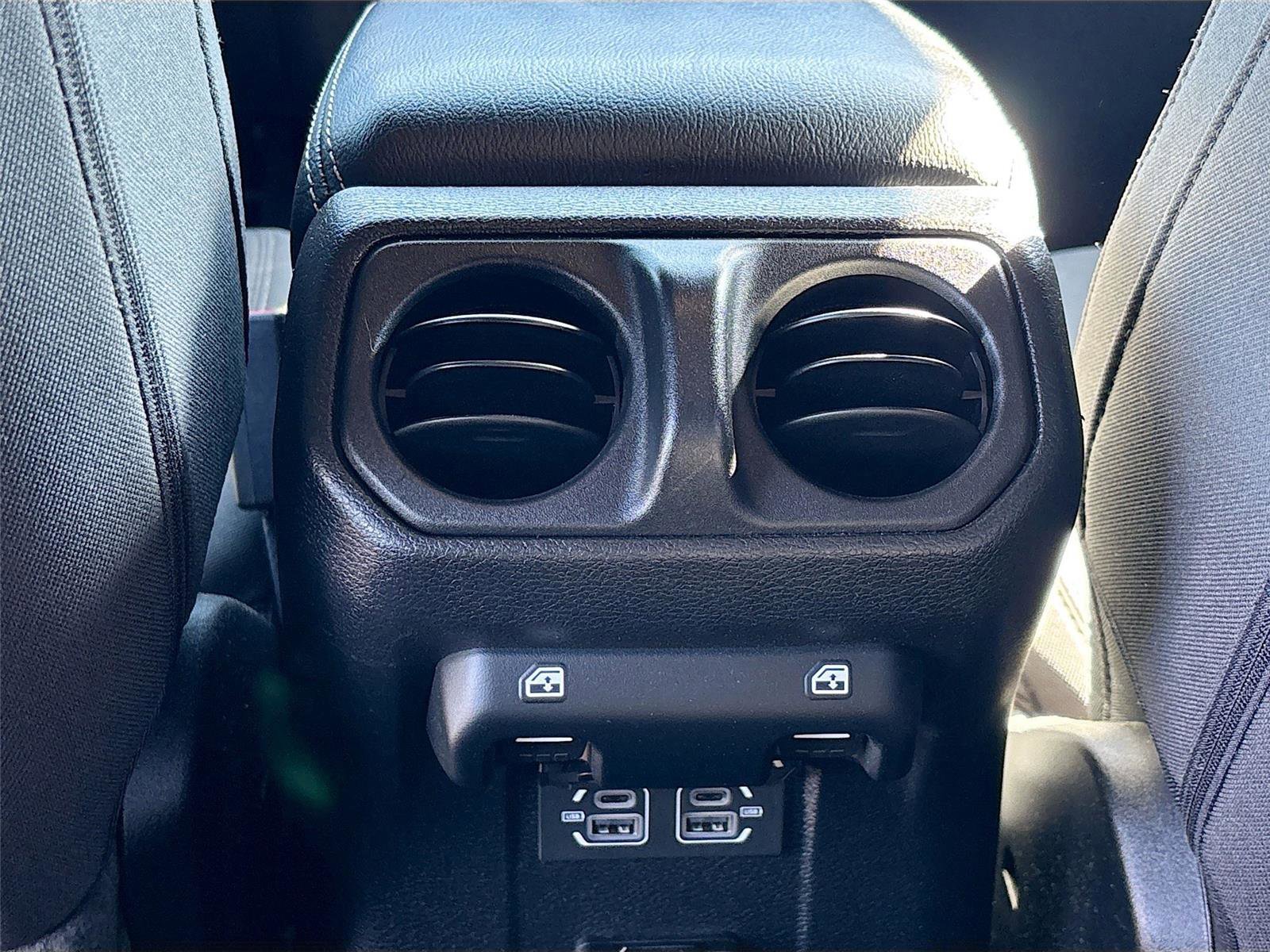 Used 2022 Jeep Wrangler Unlimited Sahara w/ LED Lighting Group image 30