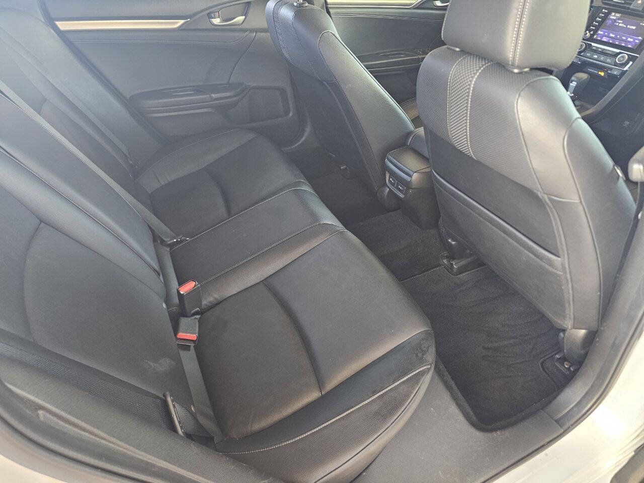 Used 2019 Honda Civic Touring image 12