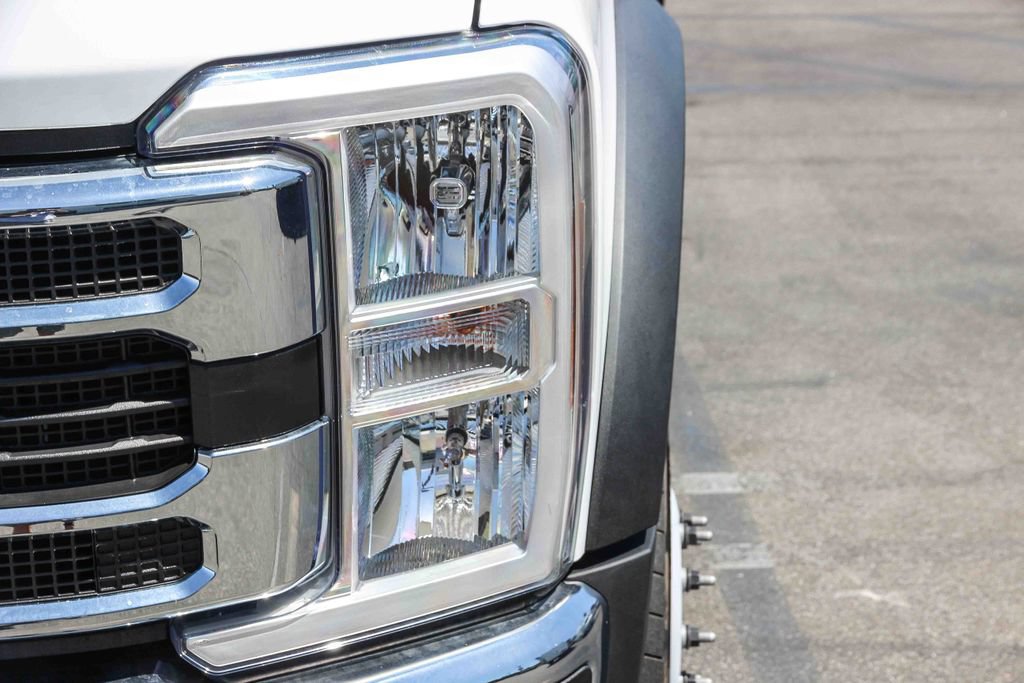 New 2024 Ford F450 XL w/ XL Chrome Package RWD image 9