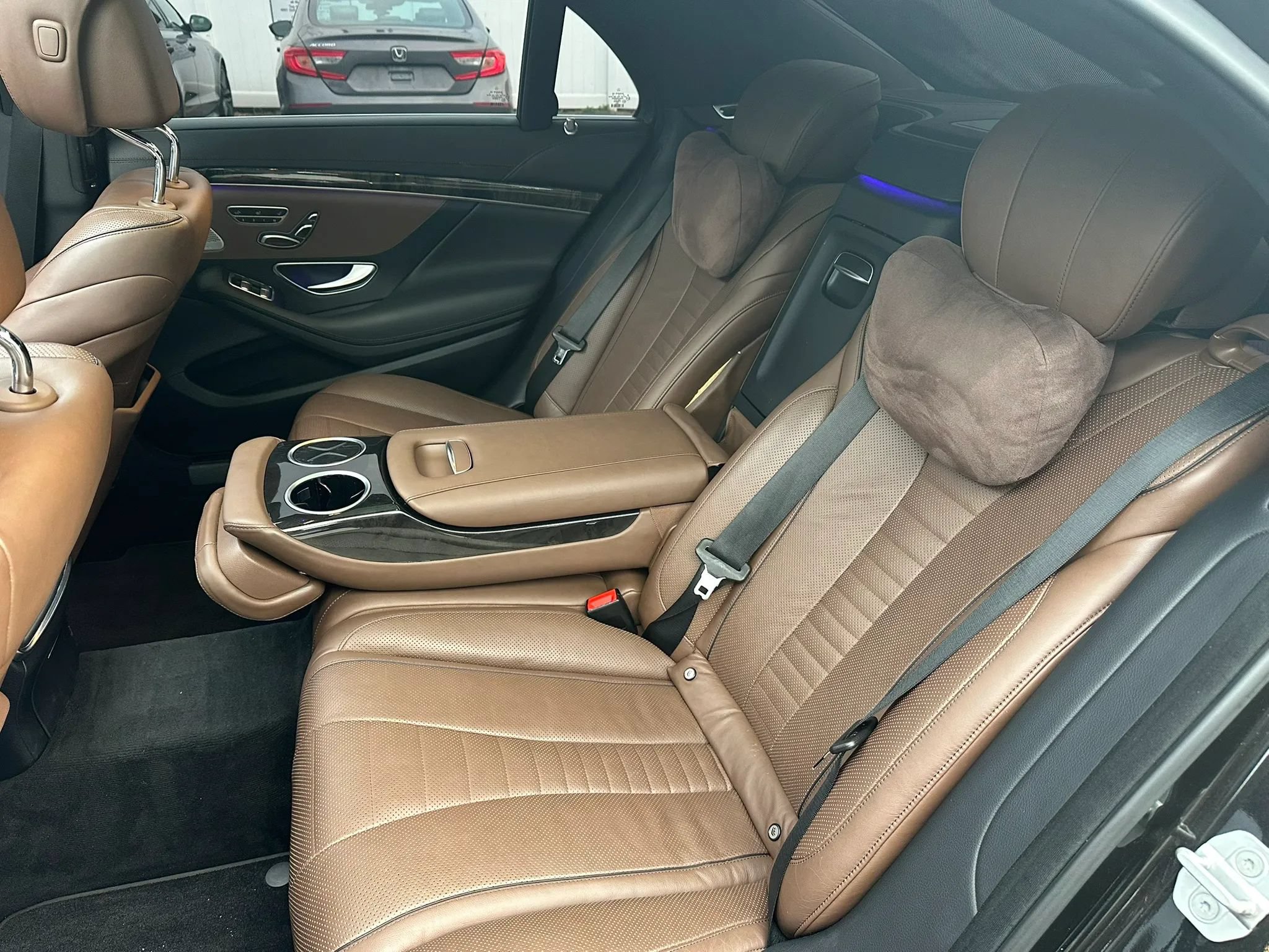 Used 2014 Mercedes-Benz S 550 Sedan image 18