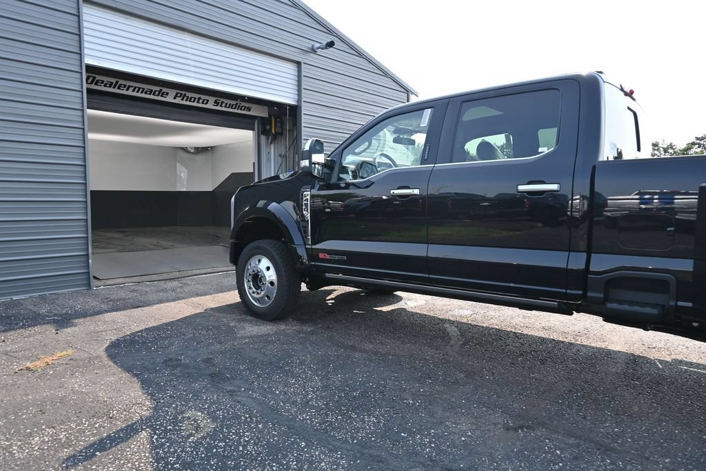 New 2026 Ford F450 Platinum w/ Platinum Plus Package AWD/4WD image 44