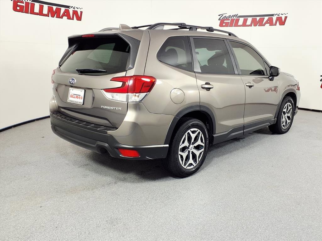 Used 2020 Subaru Forester Premium image 5