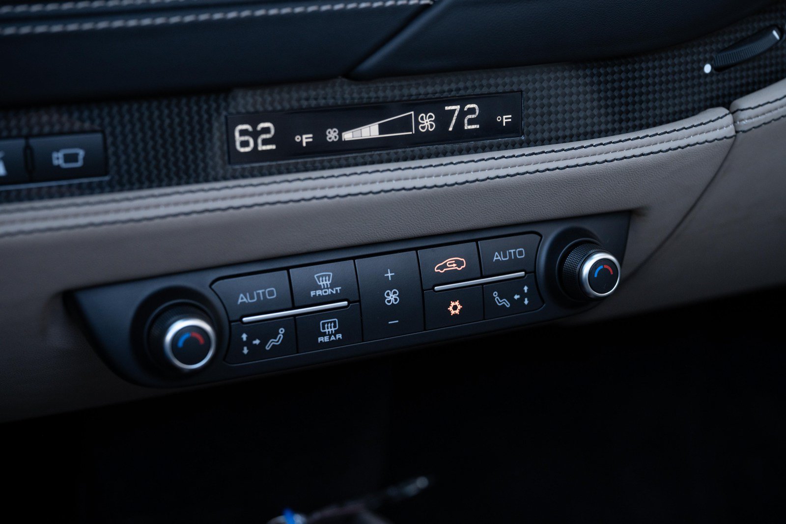 Used 2023 Ferrari F8 Tributo RWD image 47