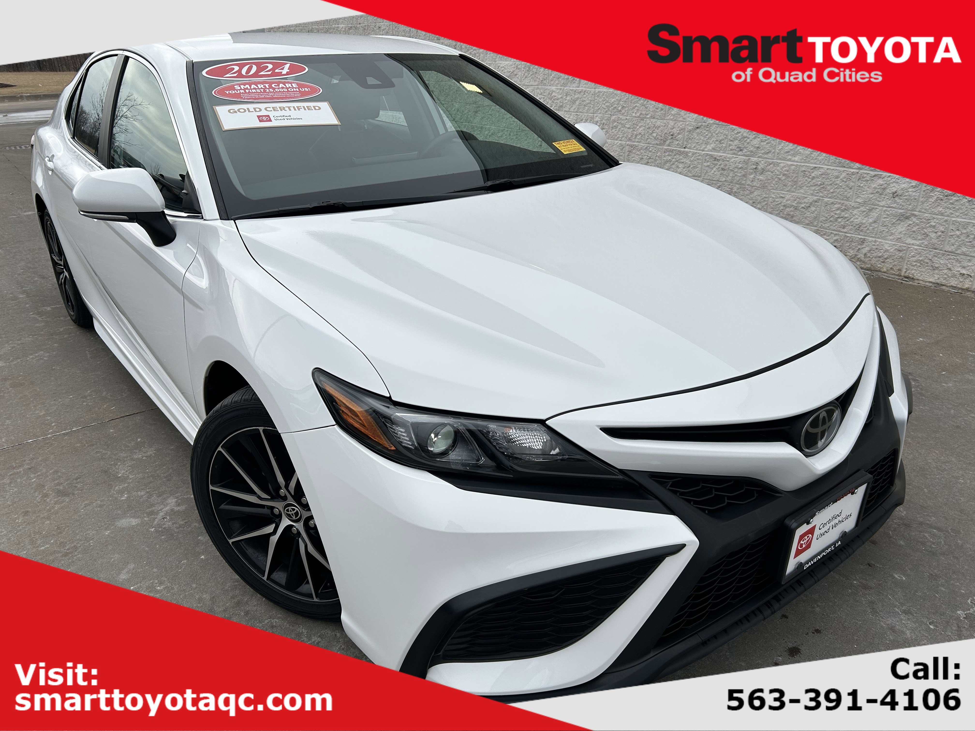 Certified 2024 Toyota Camry SE image 1