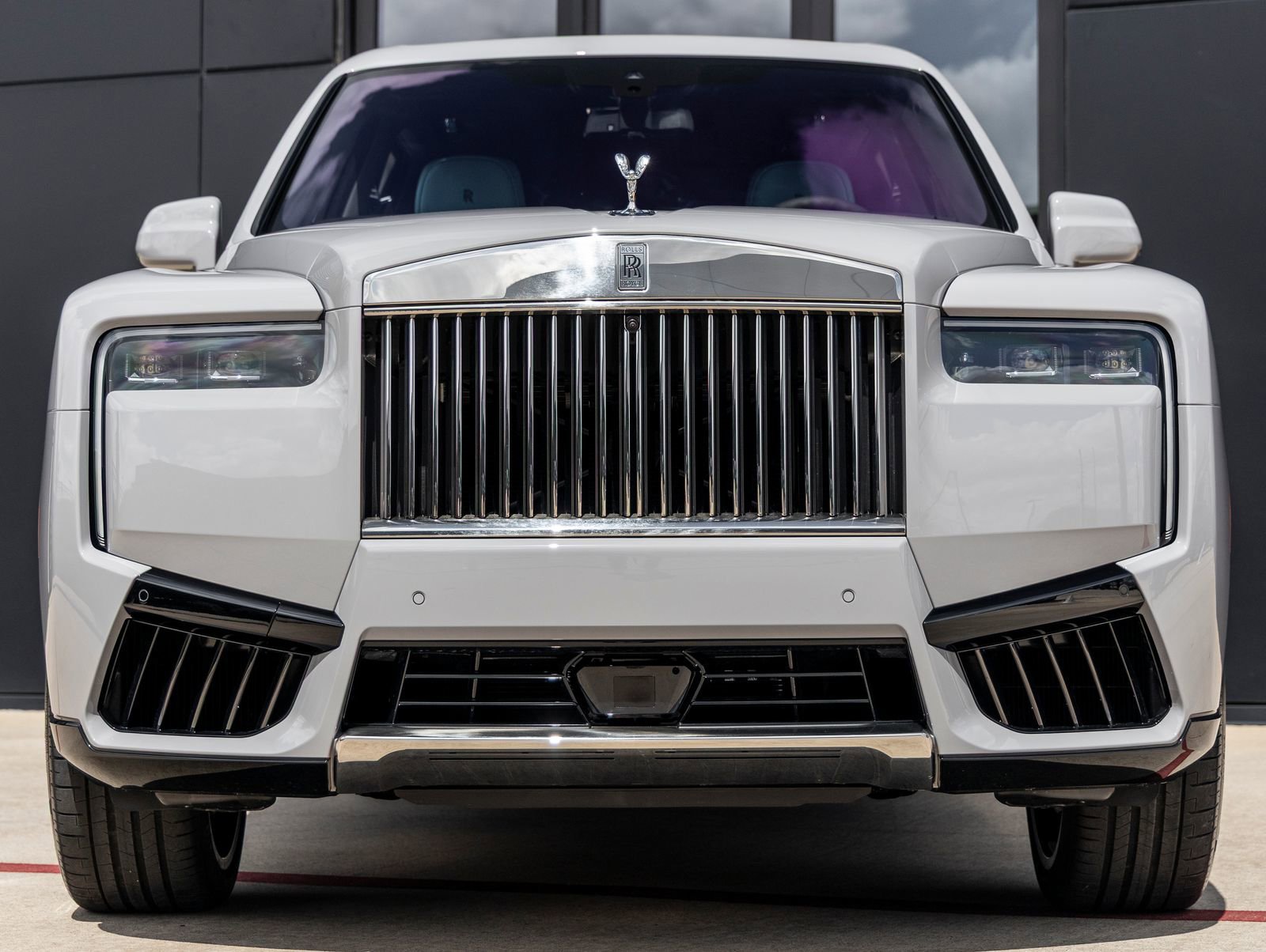 New 2026 Rolls-Royce Cullinan image 7