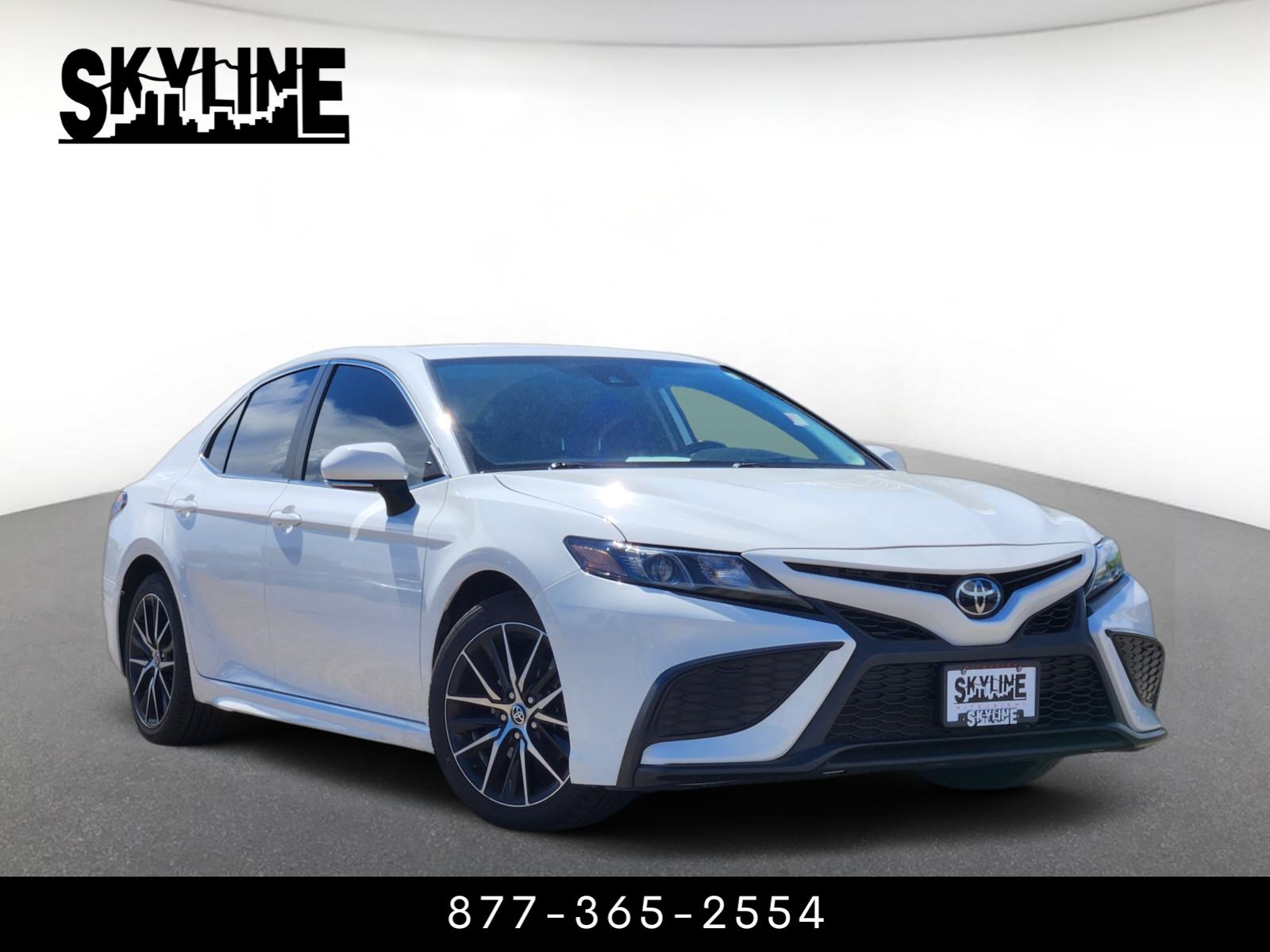 Used 2023 Toyota Camry SE