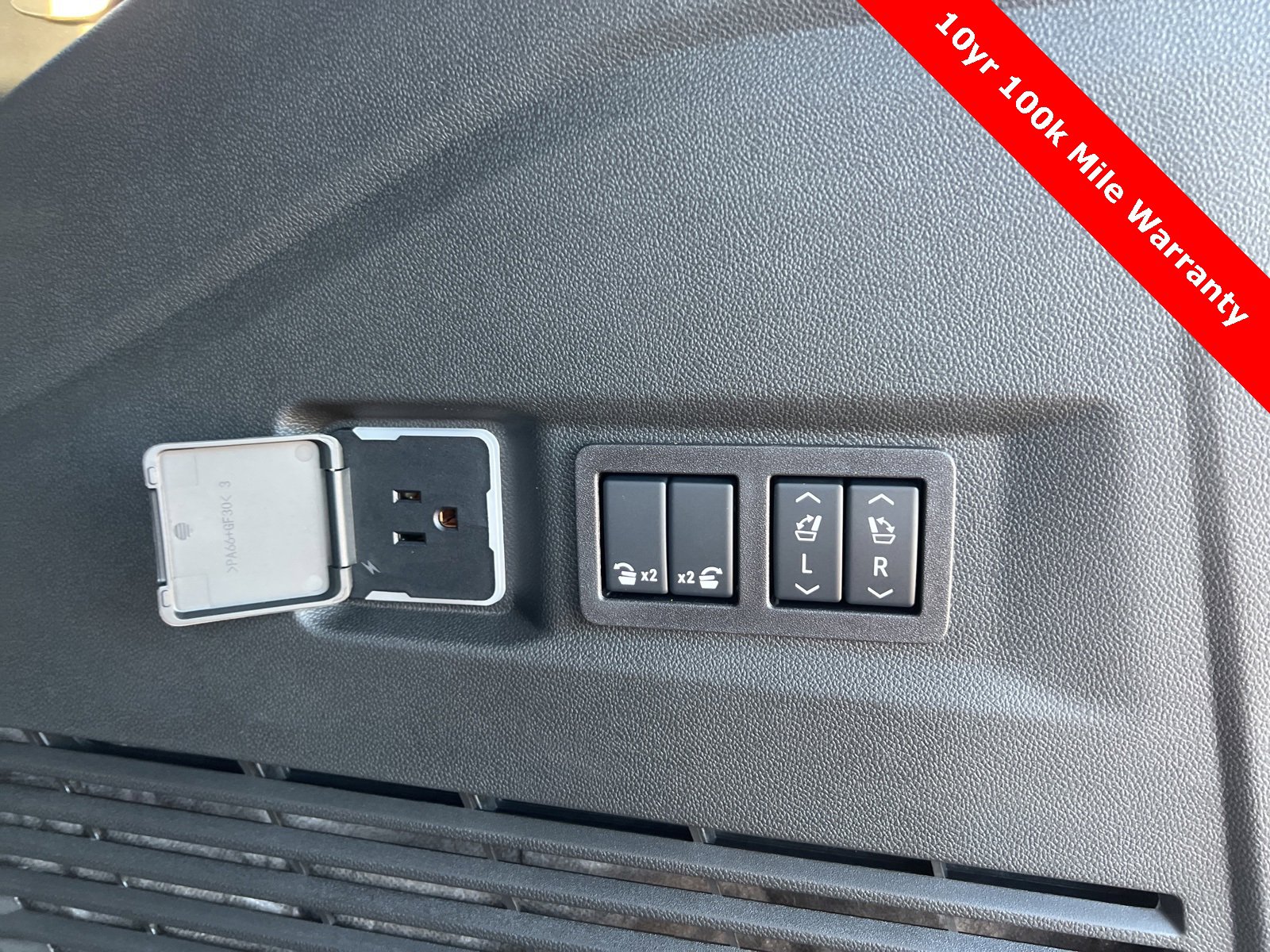 New 2025 Chevrolet Tahoe Premier image 33