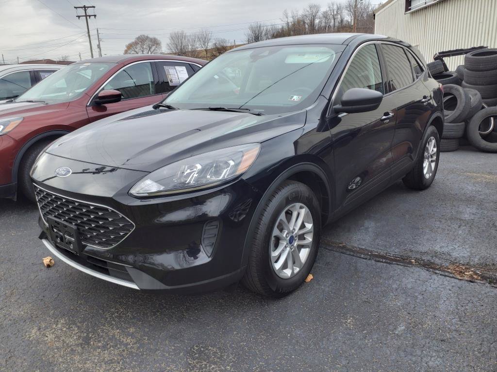 Used 2022 Ford Escape SE w/ Cold Weather Package image 4