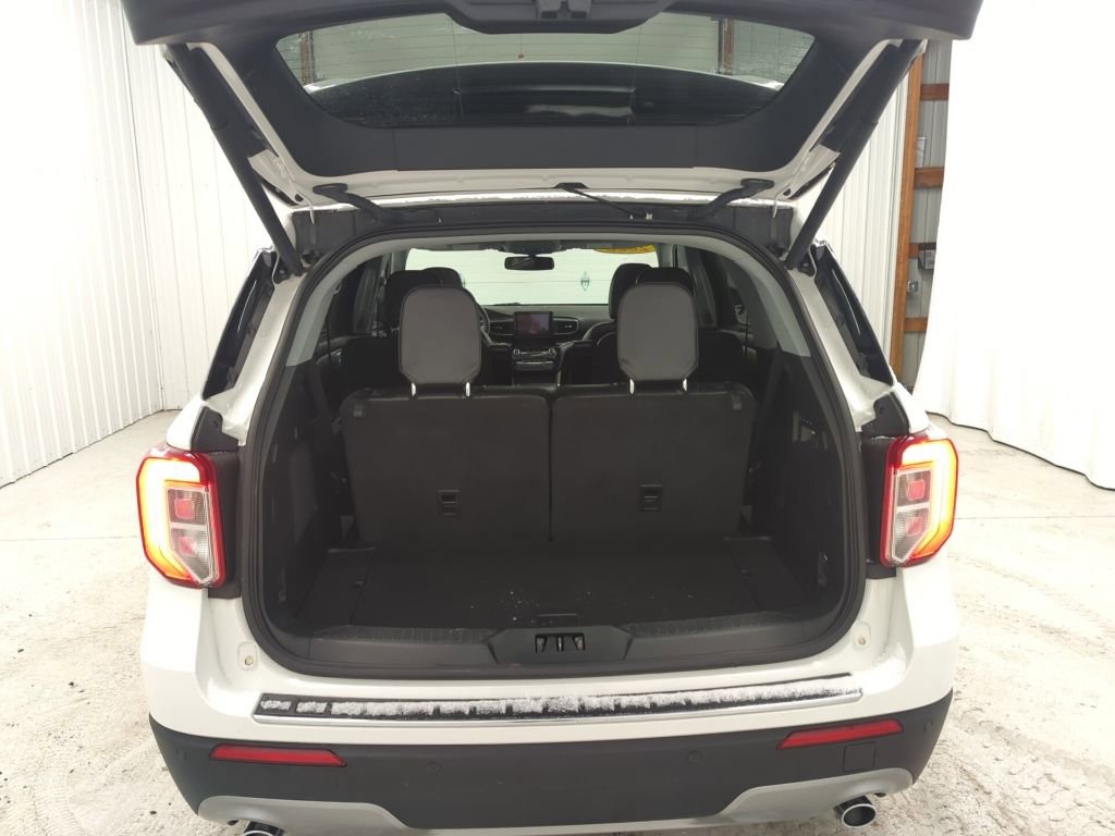Used 2022 Ford Explorer Limited image 8