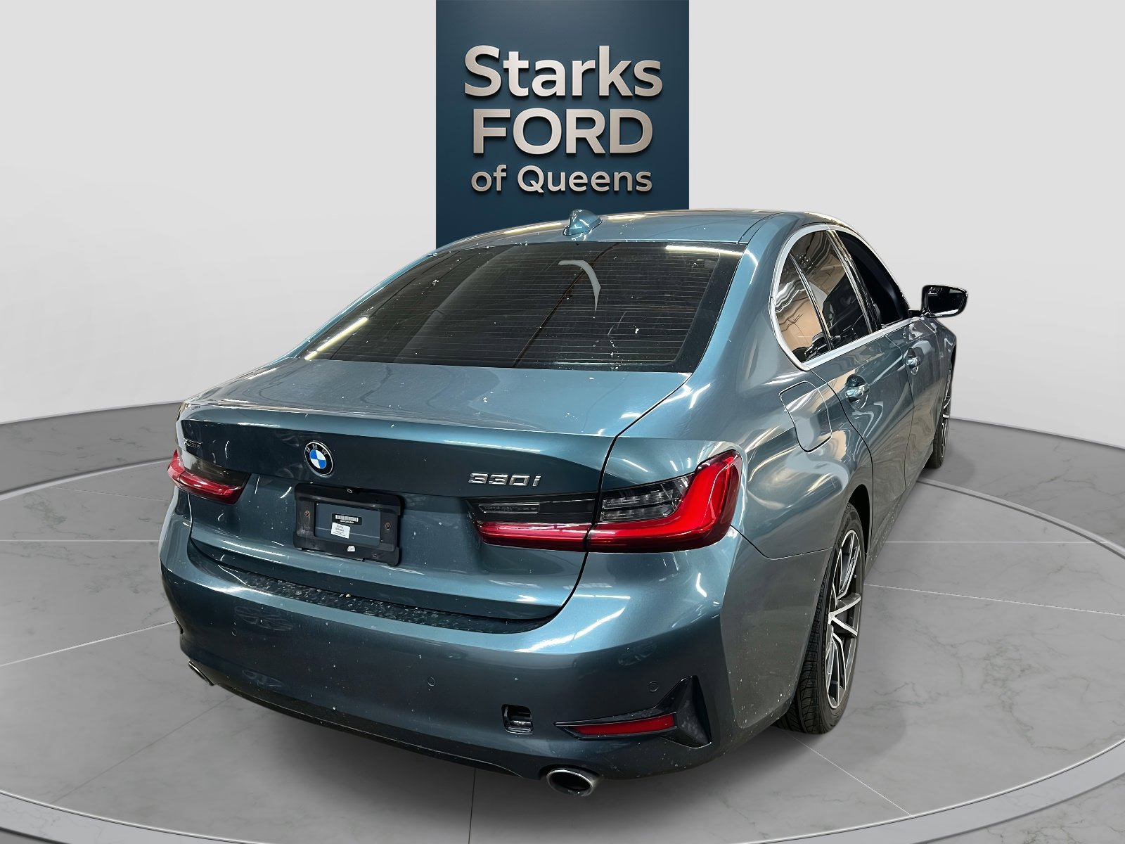 Used 2019 BMW 330i xDrive Sedan w/ Premium Package image 4