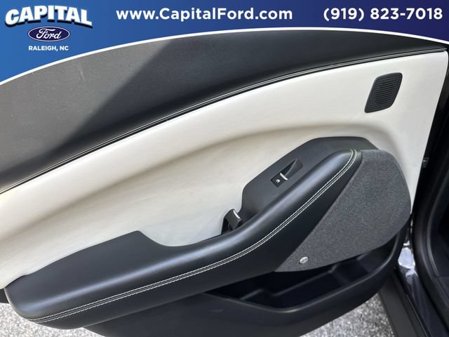Used 2021 Ford Mustang Mach-E Premium RWD image 17