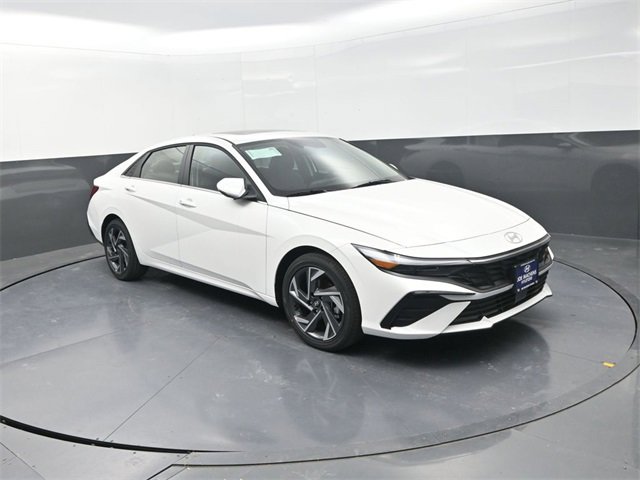 New 2026 Hyundai Elantra Limited image 2