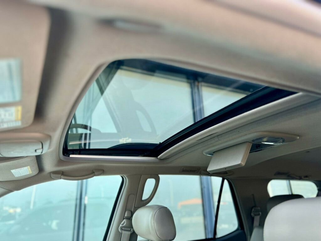 Used 2003 Toyota Sequoia Limited image 23