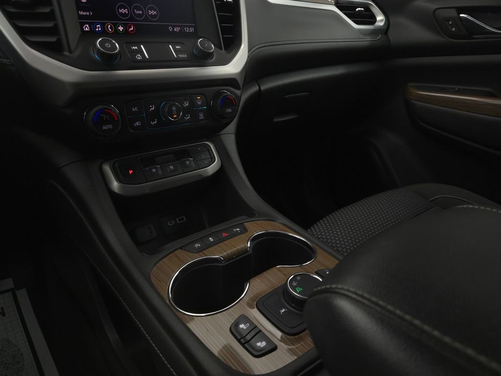Used 2023 GMC Acadia SLE w/ Driver Convenience Package image 27