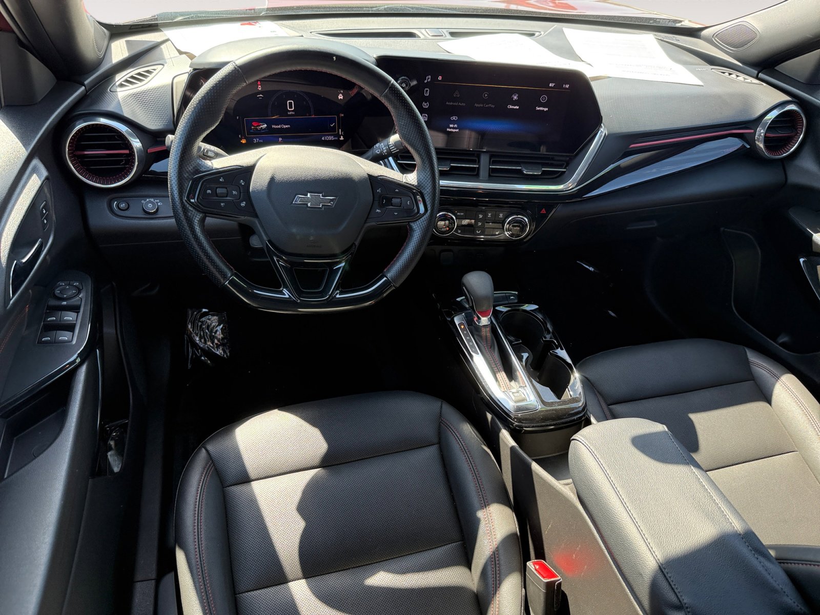 Used 2024 Chevrolet Trax RS w/ Driver Confidence Package image 15