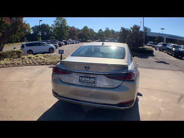 Certified 2025 Lexus ES 300h w/ Premium Package FWD image 7