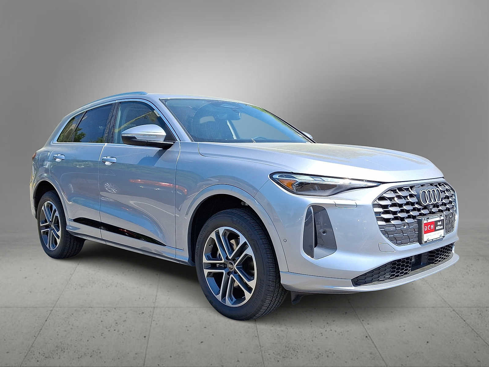 New 2026 Audi Q5 Premium AWD/4WD image 2