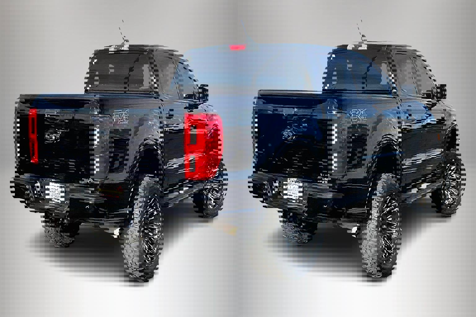 Used 2021 Ford Ranger XLT w/ Equipment Group 301A Mid image 6