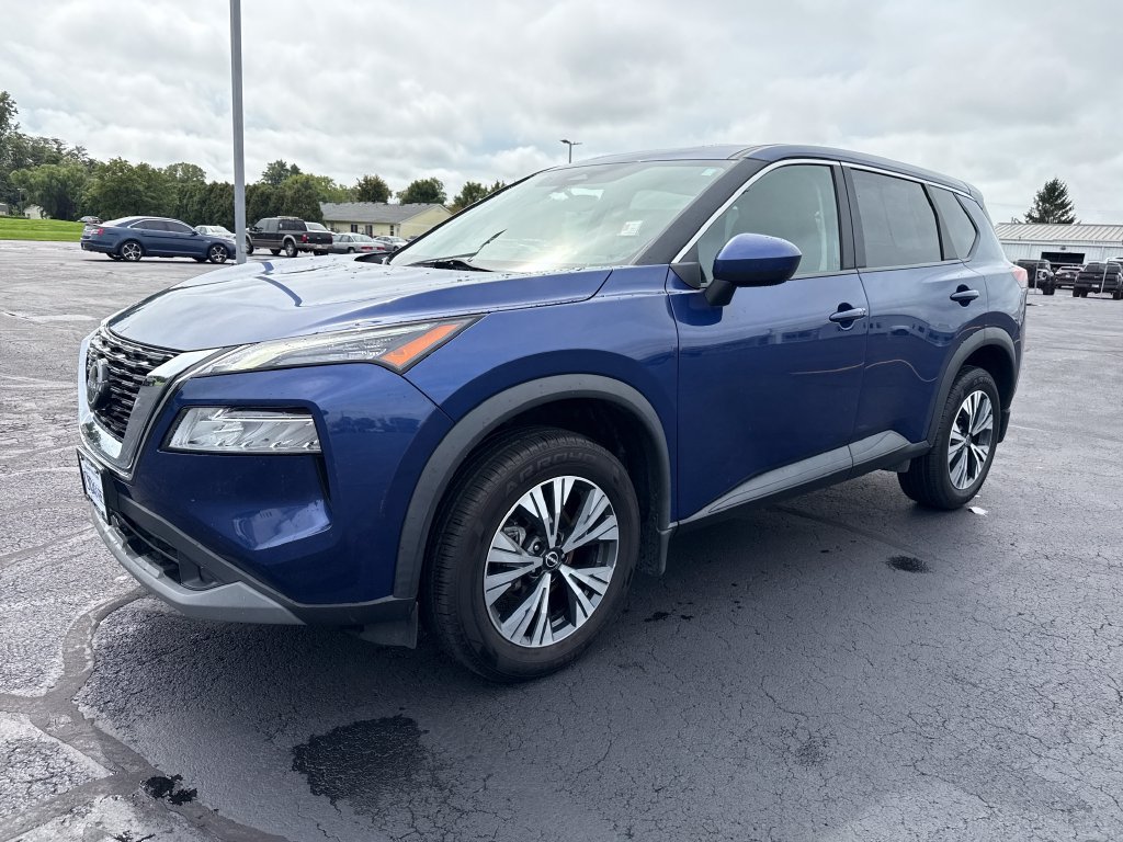 Used 2023 Nissan Rogue SV AWD/4WD image 4