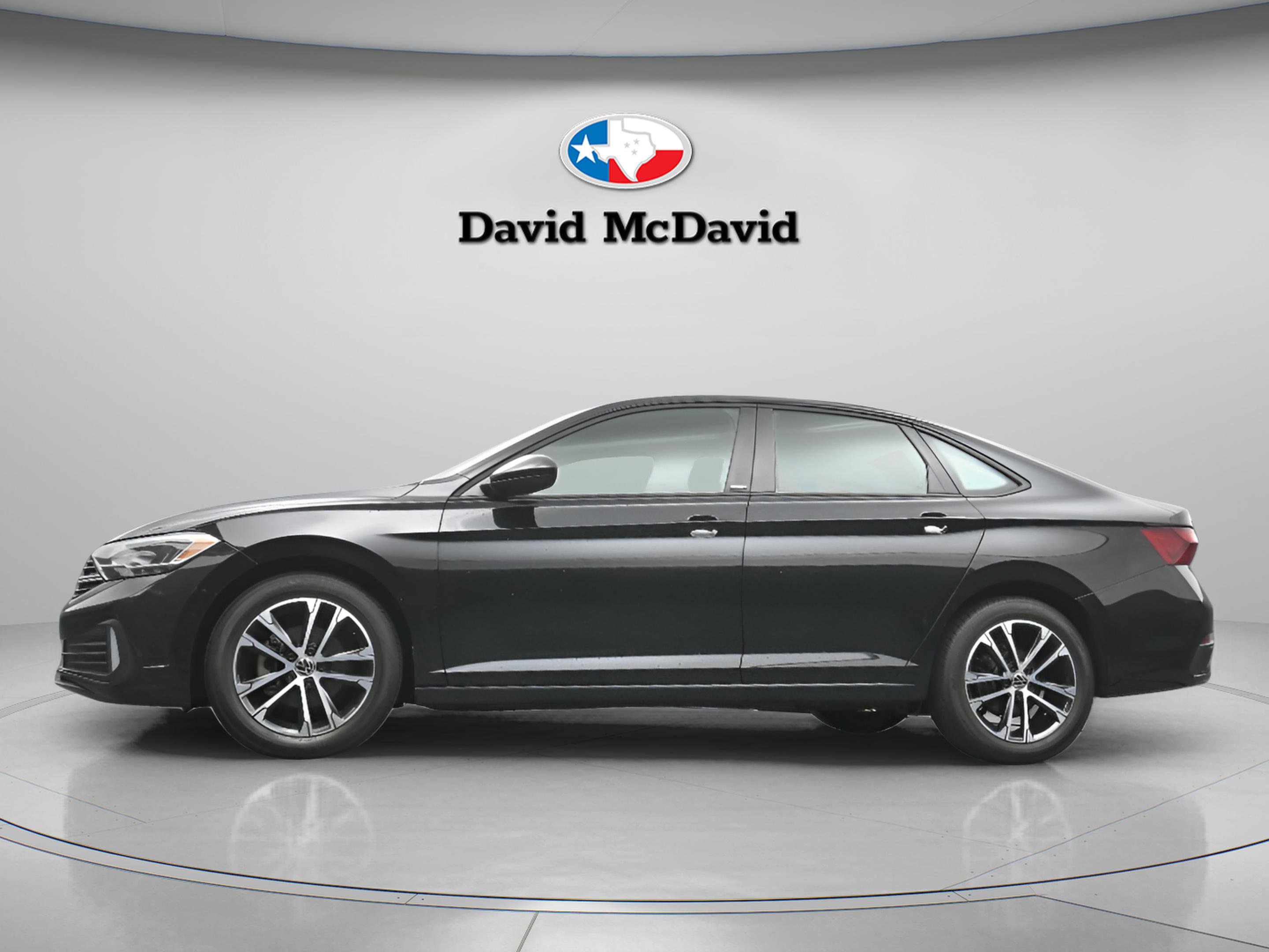 Used 2024 Volkswagen Jetta Sport FWD image 31