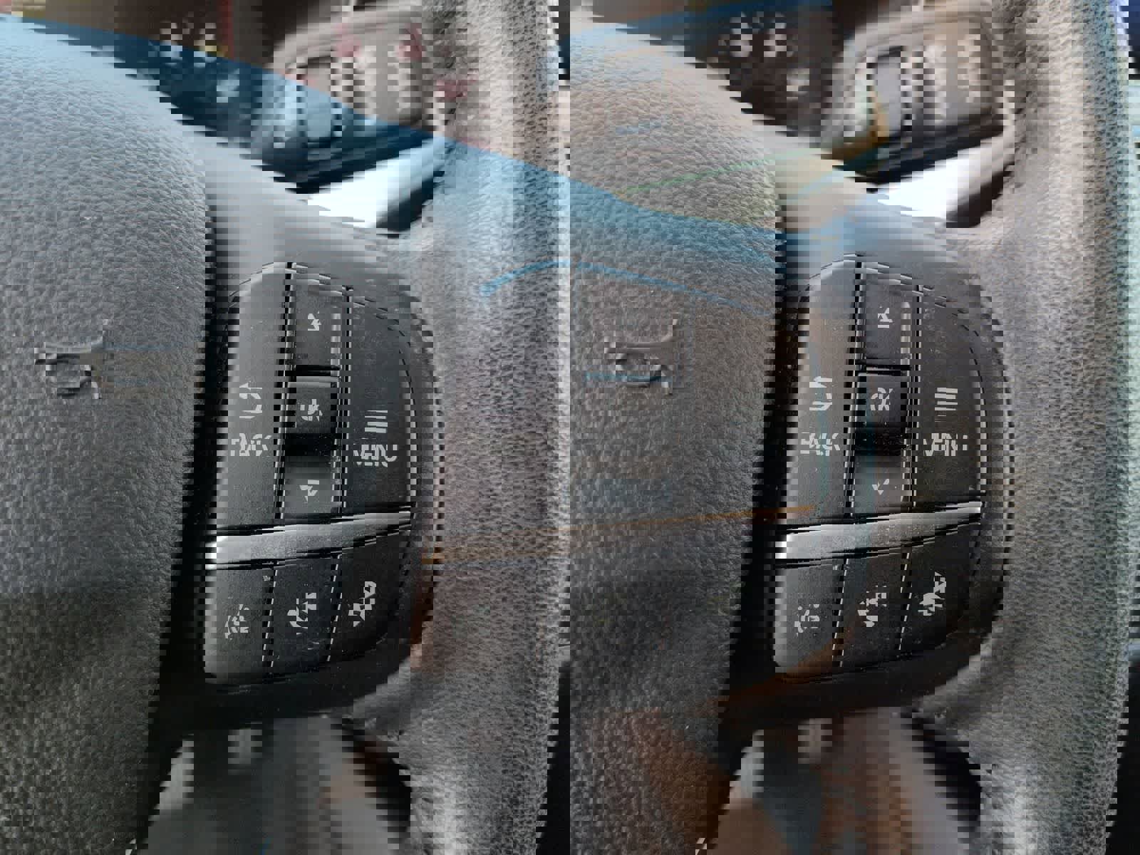 Used 2020 Ford Escape SEL image 25