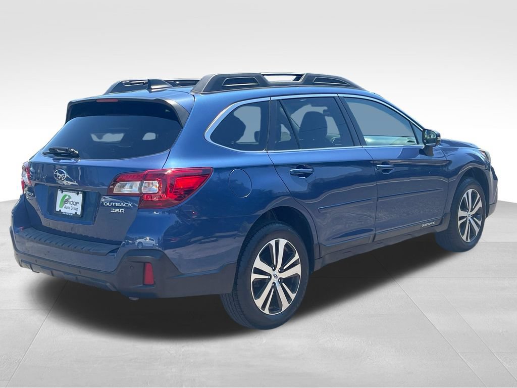 Used 2019 Subaru Outback 3.6R Limited AWD/4WD image 8