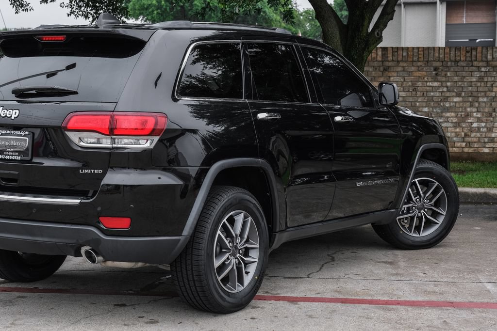 Used 2022 Jeep Grand Cherokee Limited w/ Tech Group RWD image 18