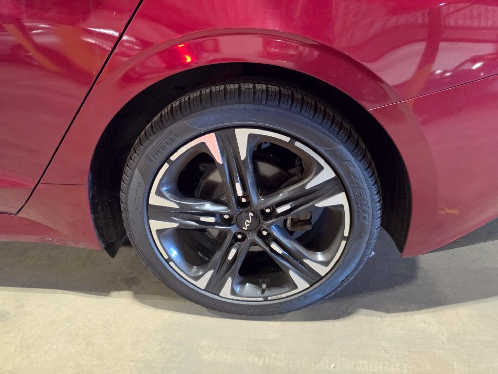 Used 2024 Kia K5 GT-Line w/ GT-Line Premium Package AWD/4WD image 3