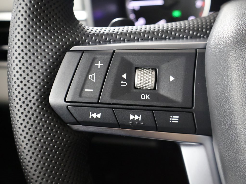 New 2025 Mitsubishi Outlander SE image 42