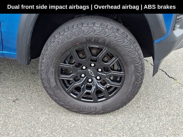 Used 2023 Chevrolet Colorado Trail Boss w/ Advanced Trailering Package AWD/4WD image 13