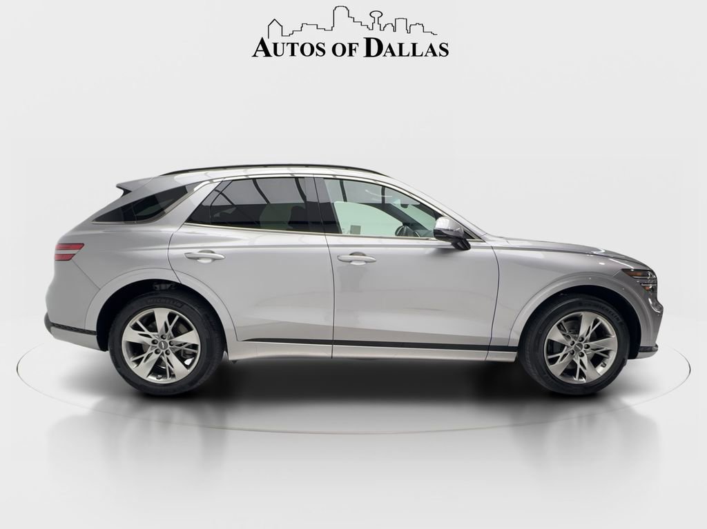 Used 2022 Genesis GV70 3.5T Sport image 9