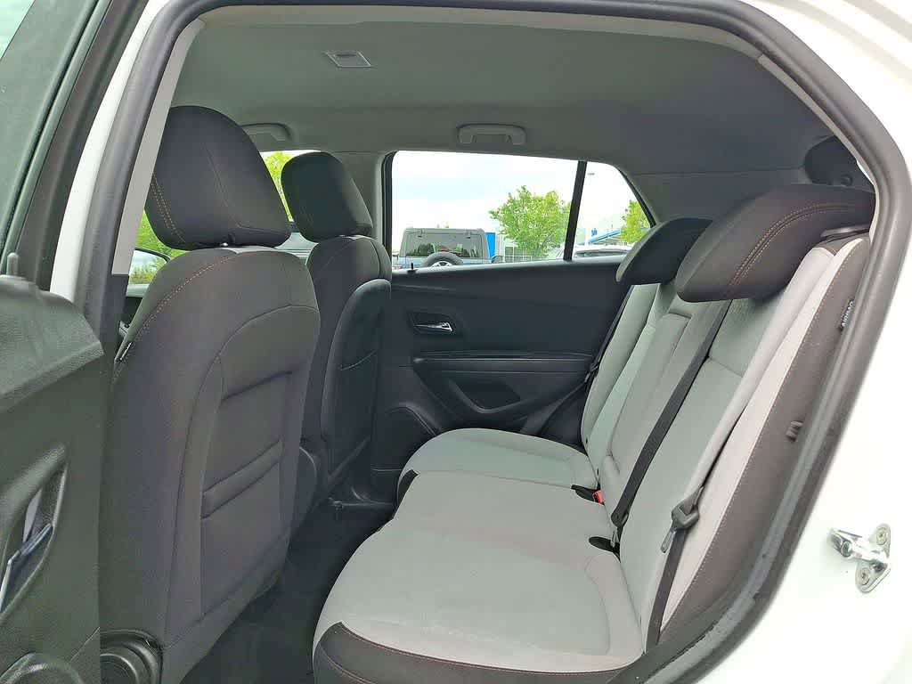 Used 2017 Chevrolet Trax LS FWD image 20
