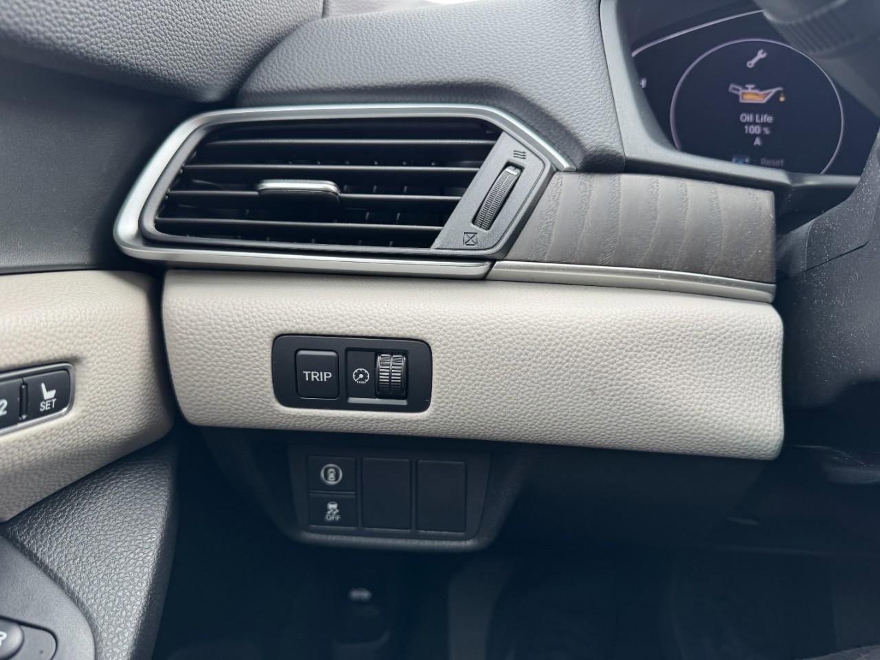 Certified 2019 Honda Accord EX-L image 25