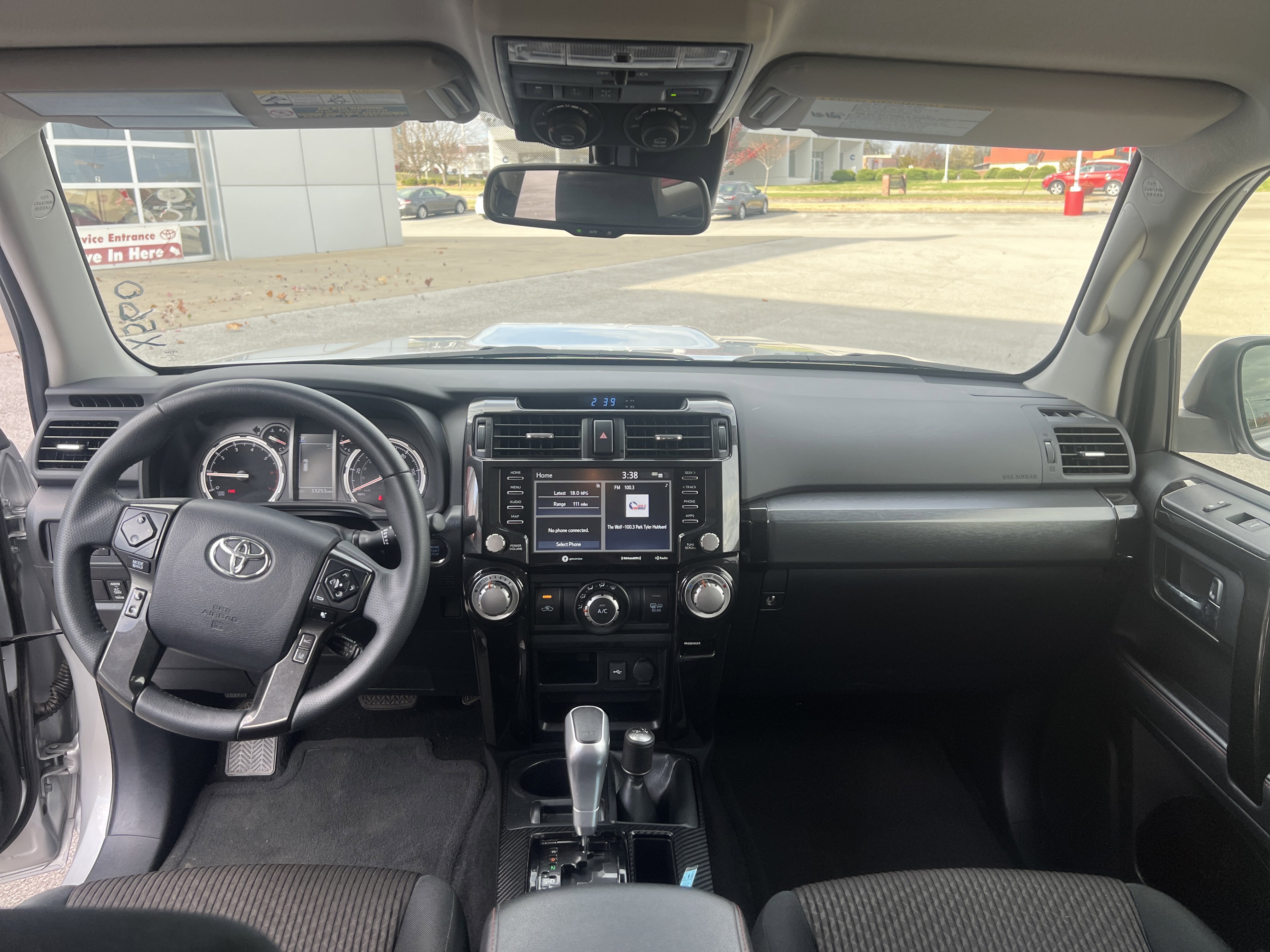 Certified 2024 Toyota 4Runner TRD Off-Road image 10