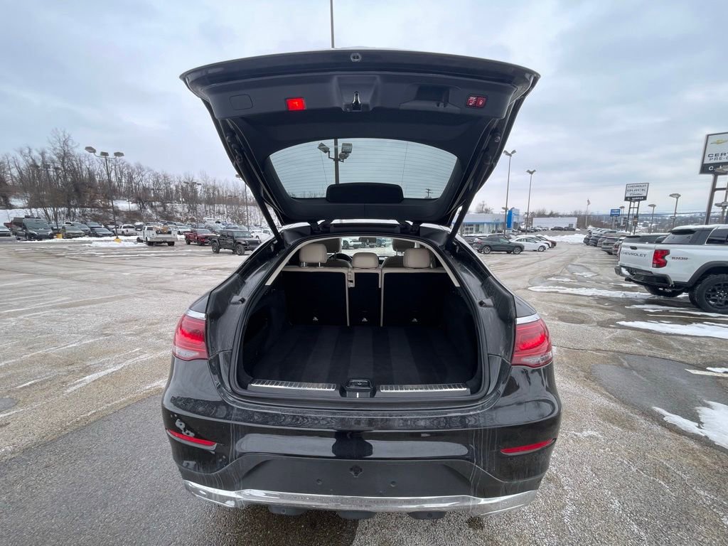 Used 2020 Mercedes-Benz GLC 300 4MATIC Coupe image 15