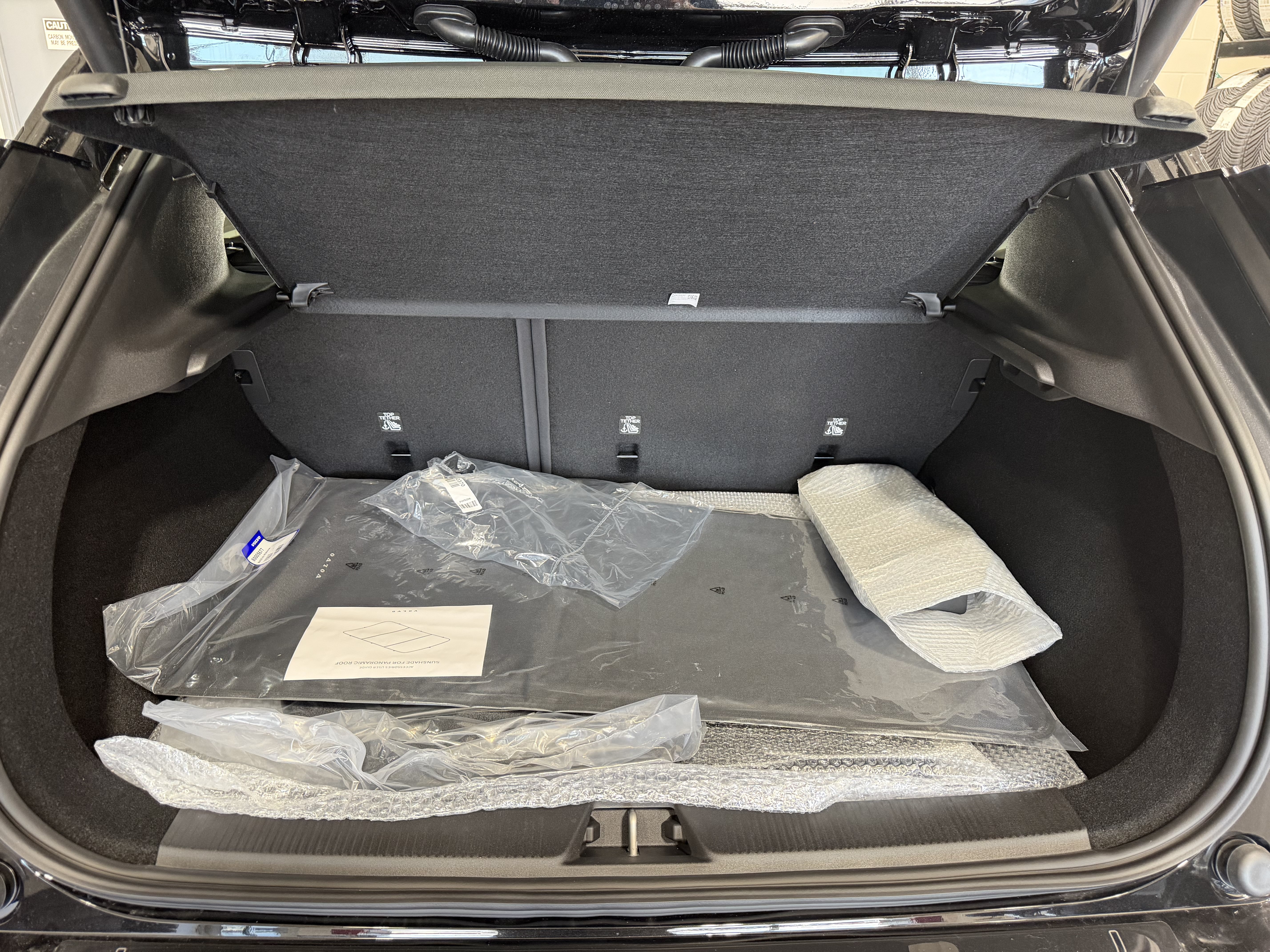New 2026 Volvo EX30 Plus w/ Protection Package Premier AWD/4WD image 32