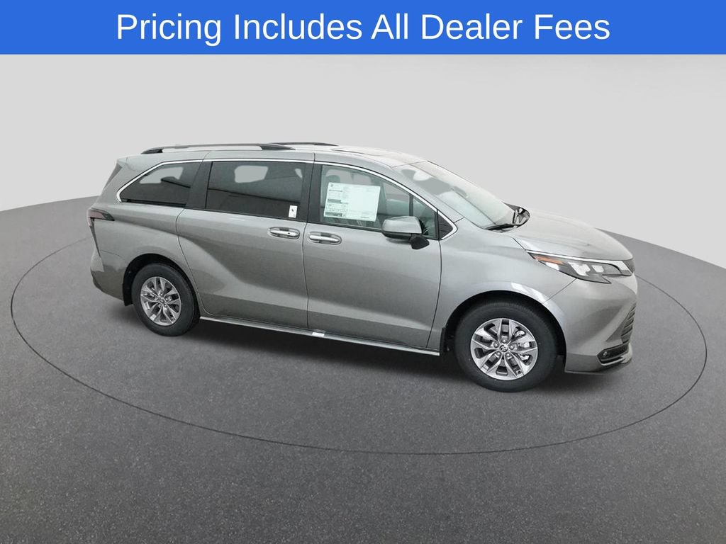 New 2026 Toyota Sienna XLE FWD image 12