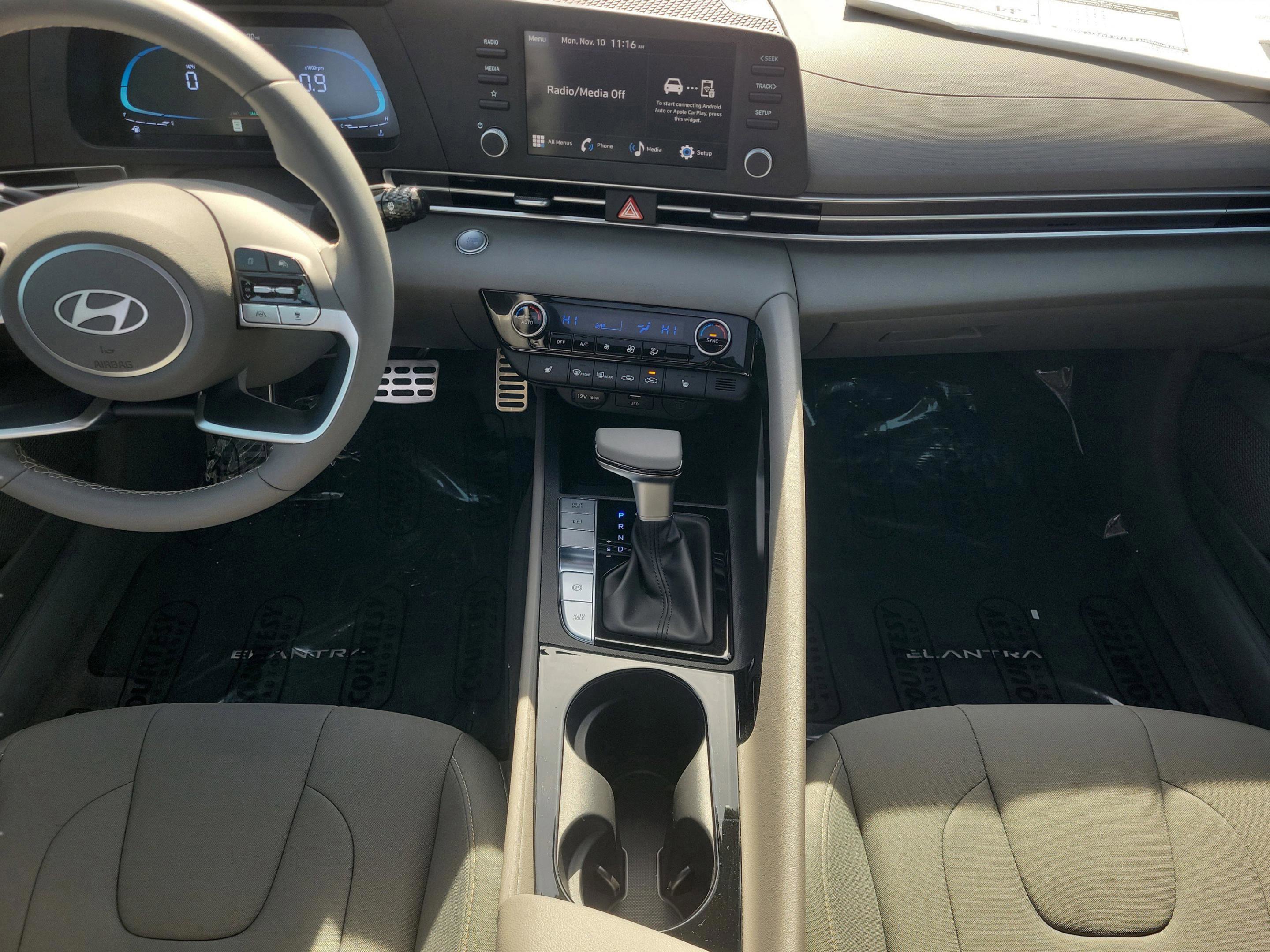 New 2026 Hyundai Elantra SEL Sport image 24