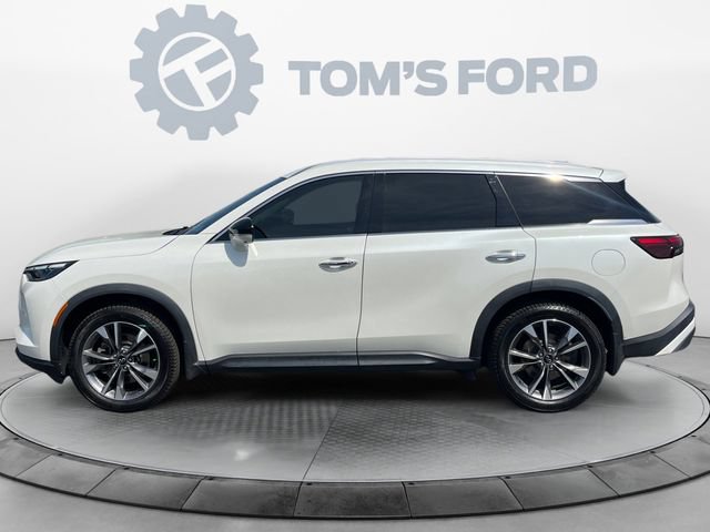 Used 2022 INFINITI QX60 Luxe w/ Cargo Package AWD/4WD image 3