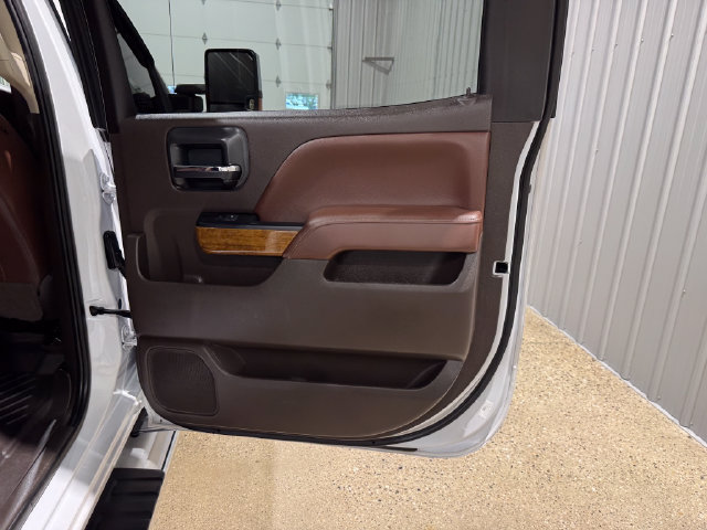 Used 2019 Chevrolet Silverado 3500 High Country w/ Duramax Plus Package AWD/4WD image 24