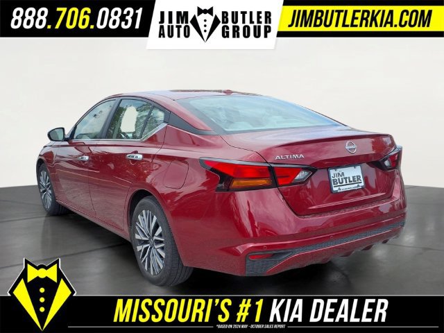 Used 2025 Nissan Altima 2.5 SV FWD image 23