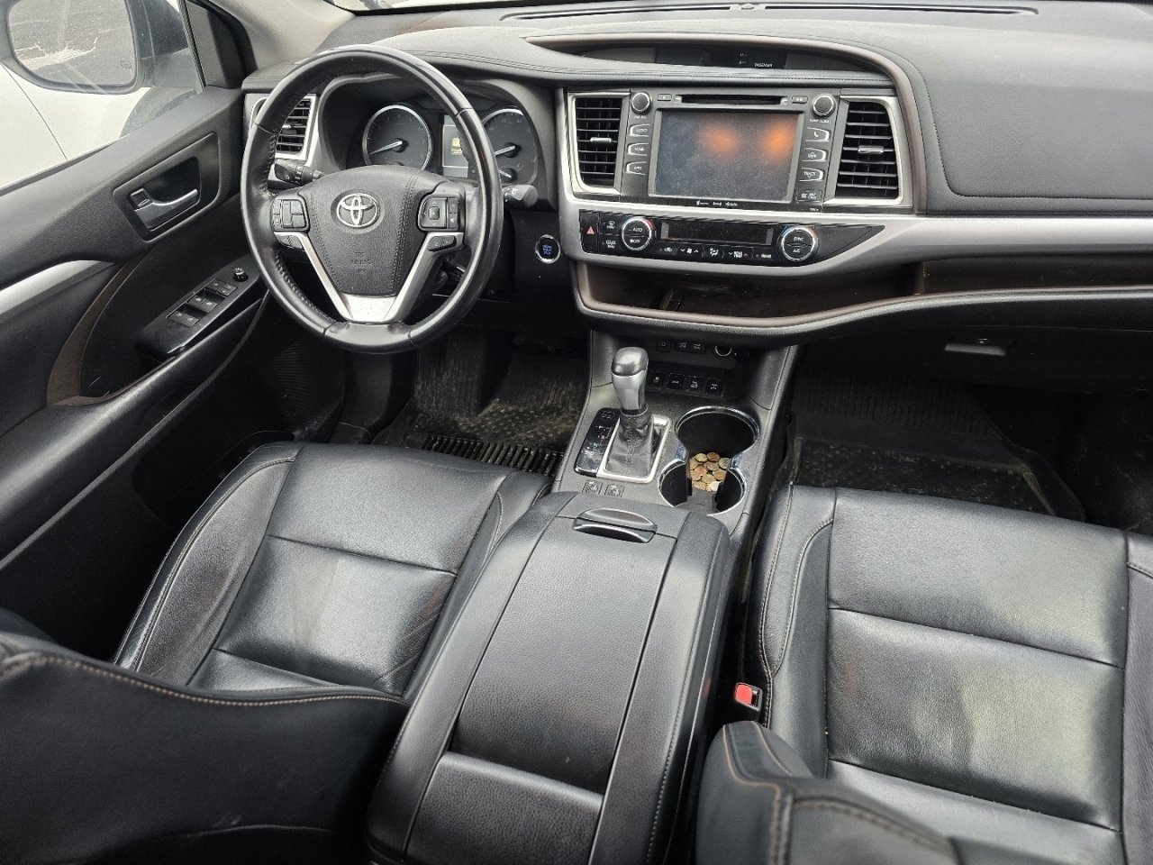 Used 2018 Toyota Highlander XLE image 13