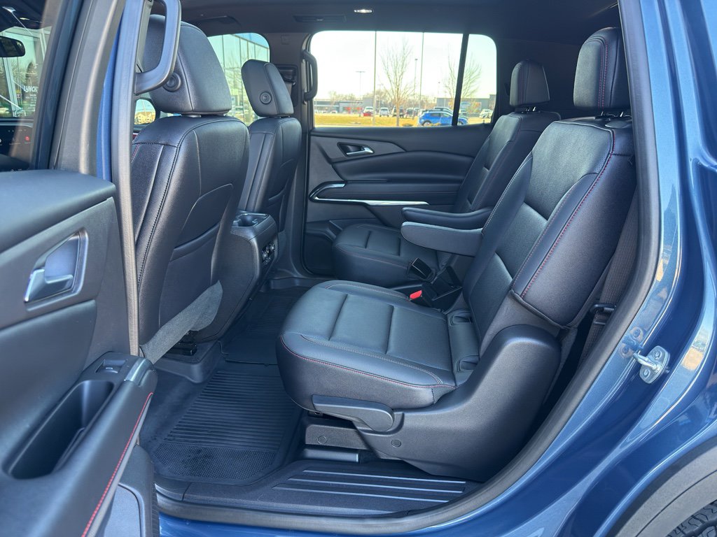 Used 2025 Chevrolet Traverse Z71 w/ Driver Confidence Package image 42