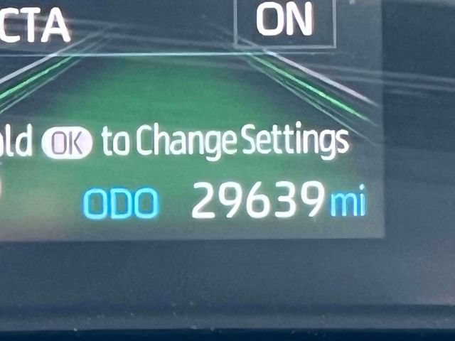 Certified 2021 Toyota Sienna XLE FWD image 31