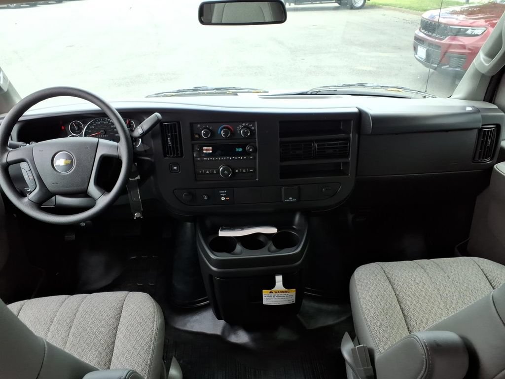 New 2026 Chevrolet Express 2500 w/ Driver Convenience Package RWD image 15