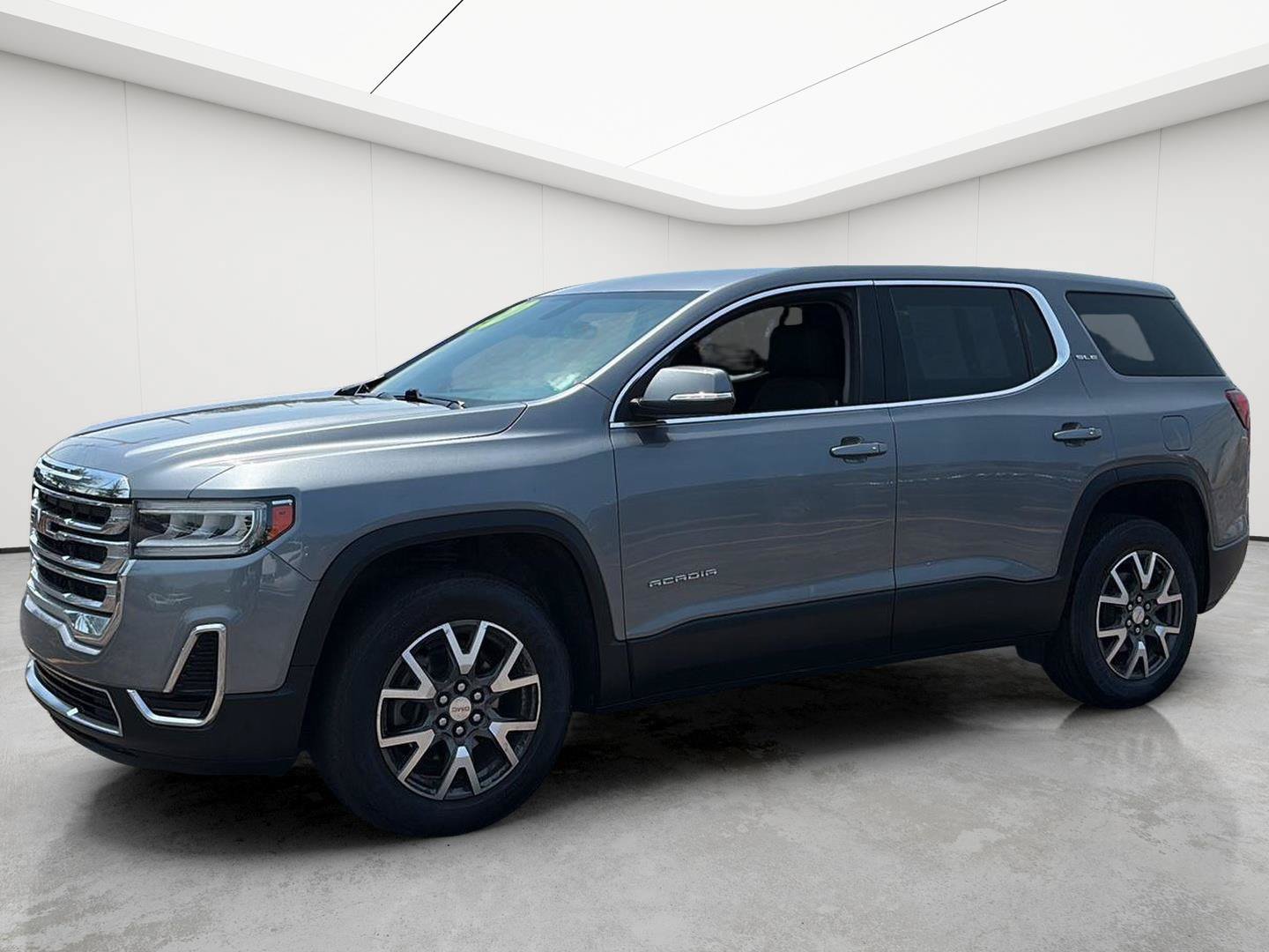 Used 2020 GMC Acadia SLE FWD image 3