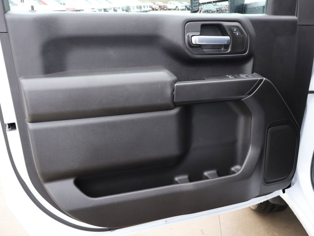 New 2026 GMC Sierra 3500 Pro w/ Convenience Package image 10