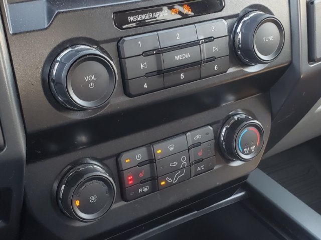 Used 2020 Ford F250 XLT w/ XLT Premium Package AWD/4WD image 18