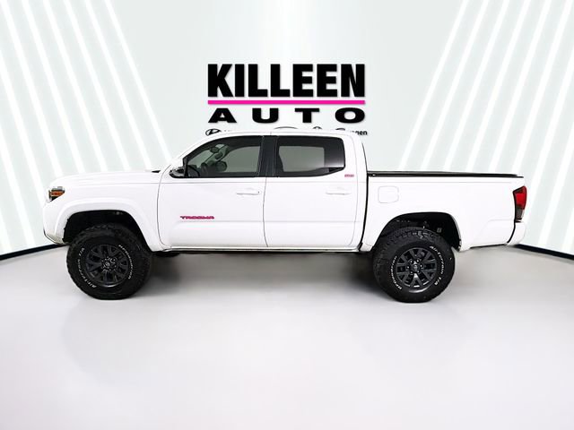 Used 2022 Toyota Tacoma SR5 w/ Technology Package image 4