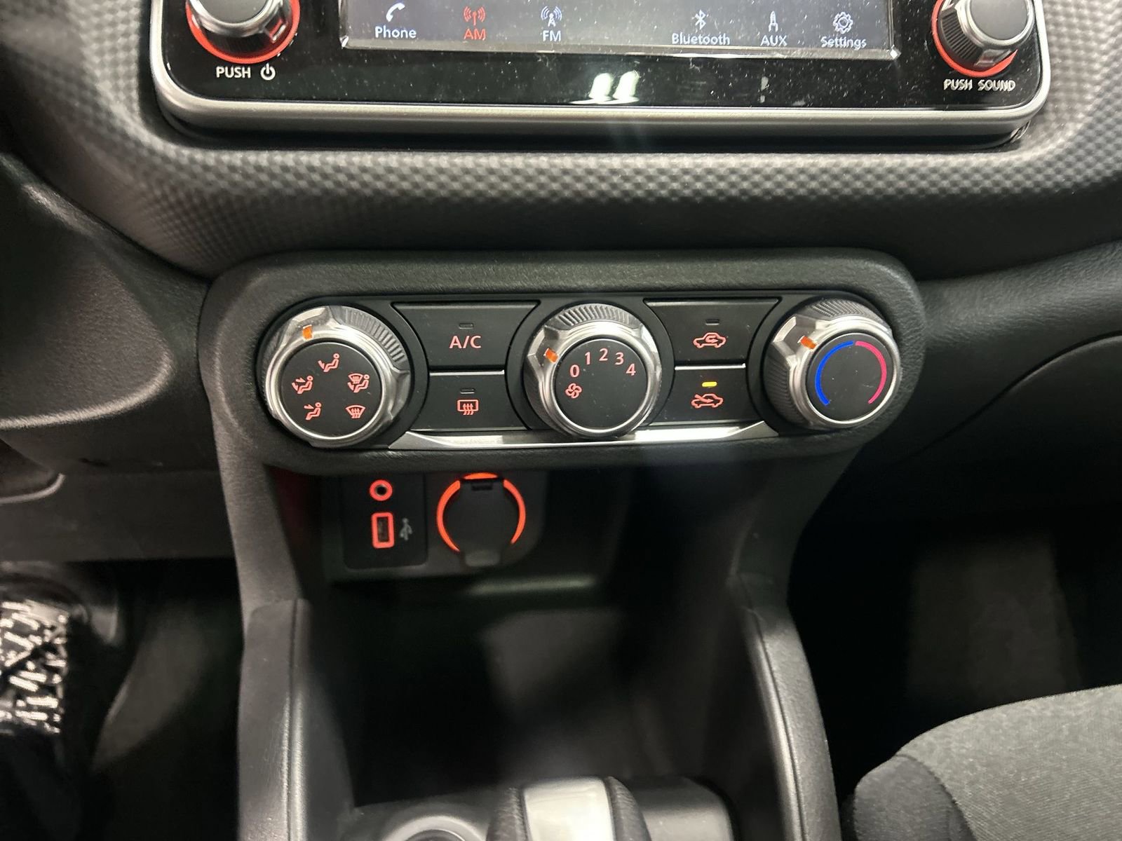 Certified 2025 Nissan Kicks Play S FWD image 17